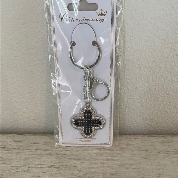 Black and Silver Key Holder - Picture 1 of 3